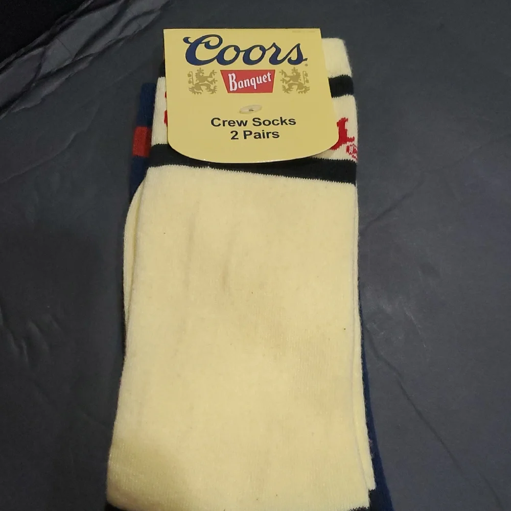 Coors Men's yellow and navy blue crew socks 2pairs fits Men's shoe size 8-12 new